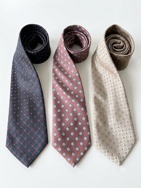 YVES SAINT LAURENT YSL Vintage Set Of 3 Tie Silk/Silk Blend Dot Diamond Pattern